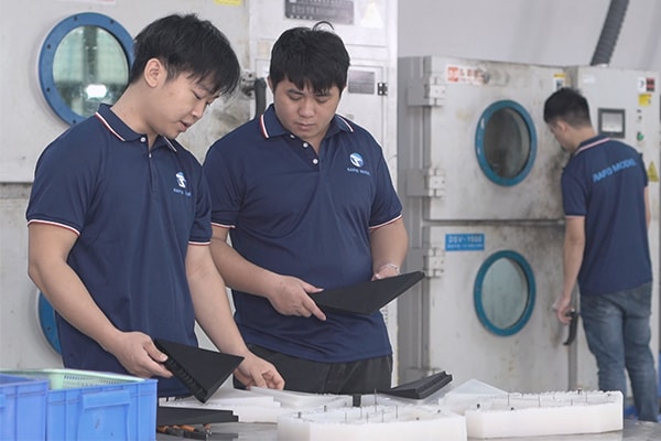 Injection molding engineer